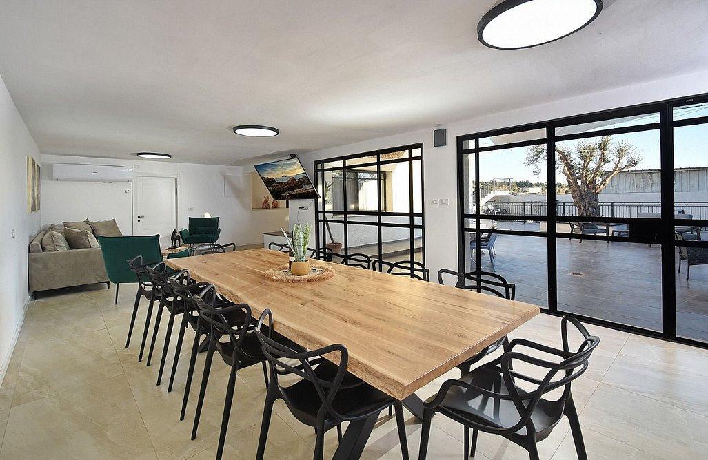 וילת דרים רם - Dream Ram צפון  8  נופש - וי פור ויקיישן - V for Vacation