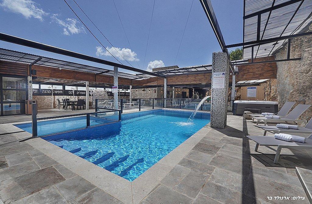 אחוזת הסלעים צפון  22  נופש - וי פור ויקיישן - V for Vacation