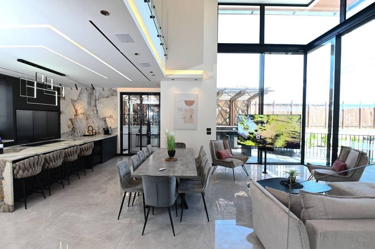 אחוזת לייף סטייל בכנרת צפון  25  נופש - וי פור ויקיישן - V for Vacation