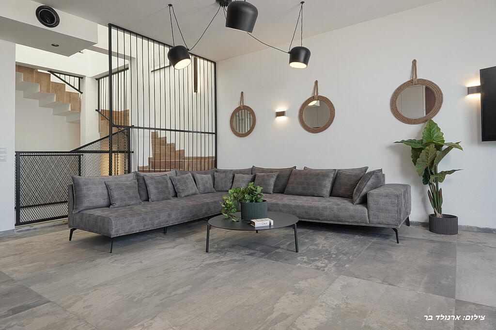 וילה סירקל – Villa Circle צפון  18  נופש - וי פור ויקיישן - V for Vacation