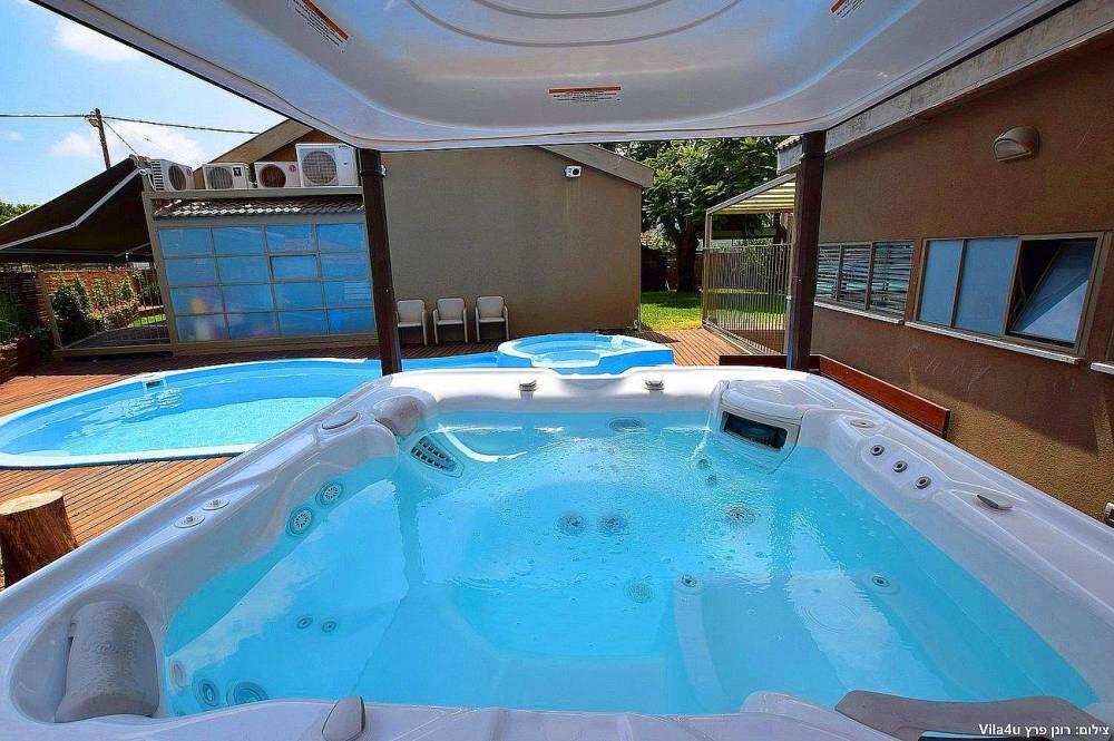 אחוזת קלמנטין צפון  3  נופש - וי פור ויקיישן - V for Vacation