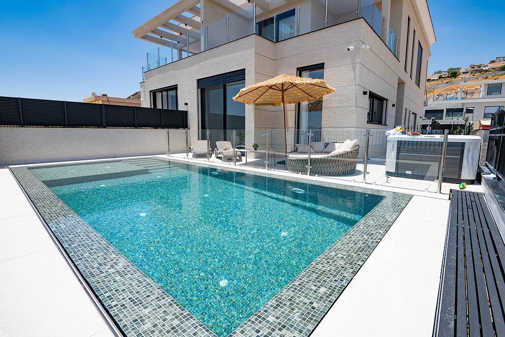 וילה טווינס בוטיק צפון  40  נופש - וי פור ויקיישן - V for Vacation