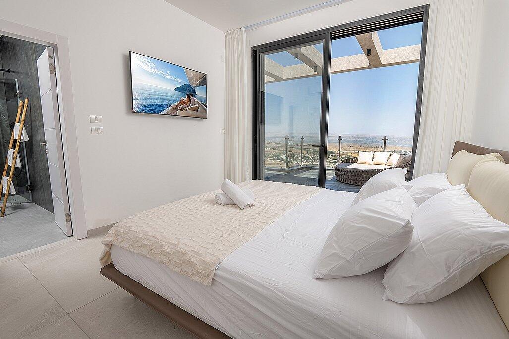 וילה טווינס בוטיק צפון  23  נופש - וי פור ויקיישן - V for Vacation