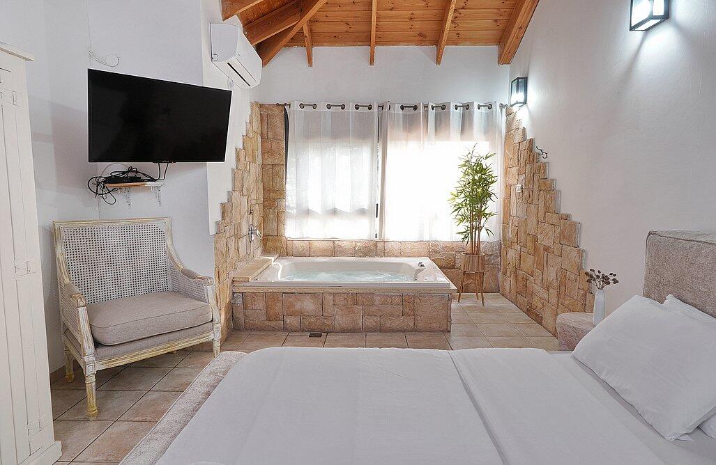 סוויטות נוף ליער צפון  29  נופש - וי פור ויקיישן - V for Vacation