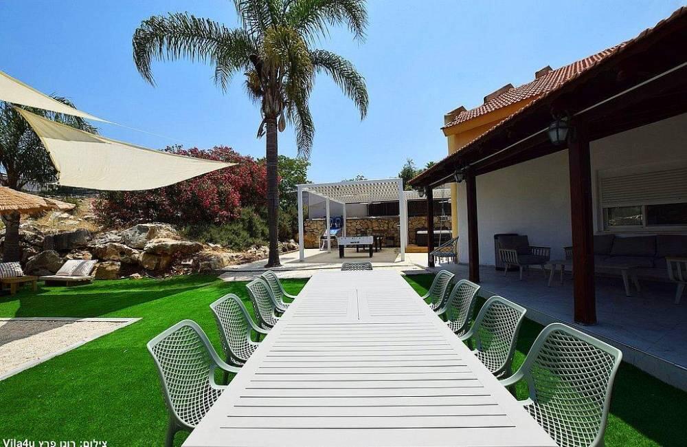 וילה ארבל 74 צפון  5  נופש - וי פור ויקיישן - V for Vacation