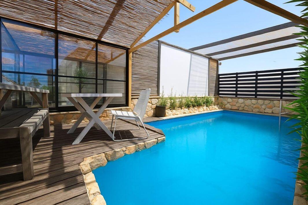 גן עדן בשרון מרכז  16  נופש - וי פור ויקיישן - V for Vacation