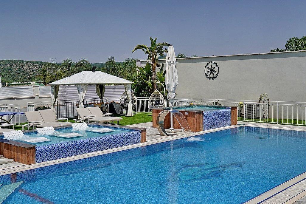 אלומות יוסף צפון  1  נופש - וי פור ויקיישן - V for Vacation