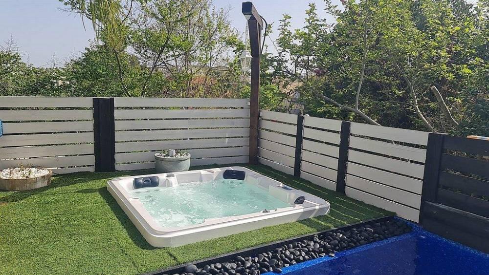 וילה פיטנגו צפון  4  נופש - וי פור ויקיישן - V for Vacation