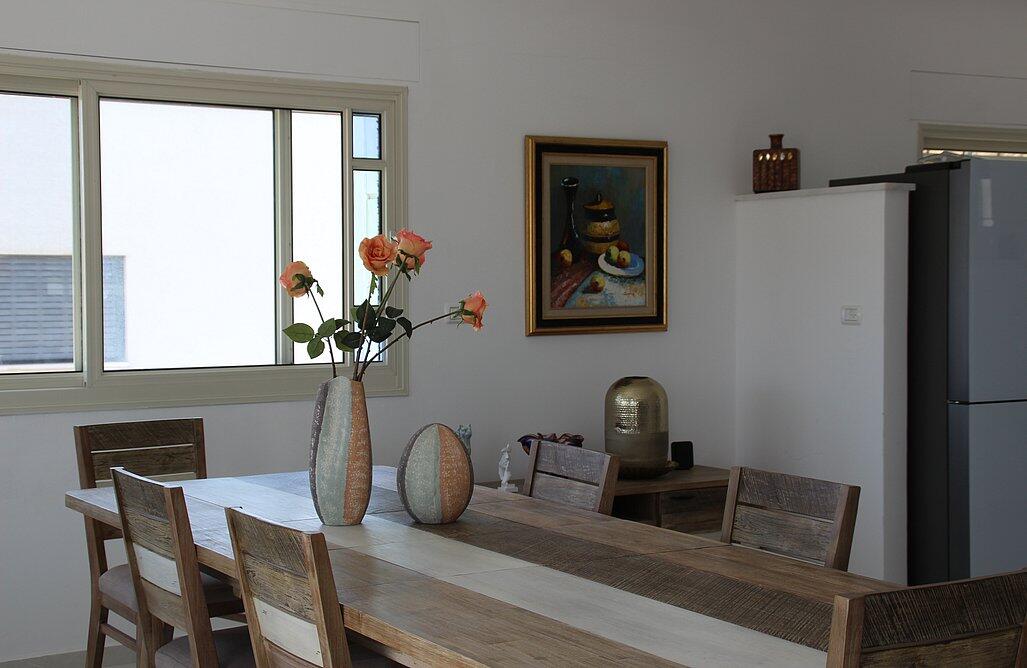 וילה לבנה יבנאל צפון  18  נופש - וי פור ויקיישן - V for Vacation