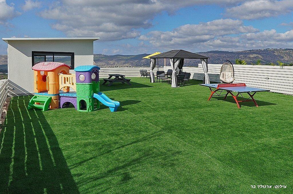 אחוזת הלל צפון  2  נופש - וי פור ויקיישן - V for Vacation