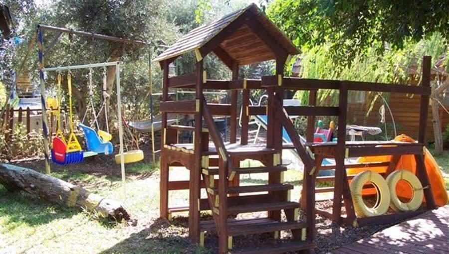 ארבל בתי קייט צפון  12  נופש - וי פור ויקיישן - V for Vacation