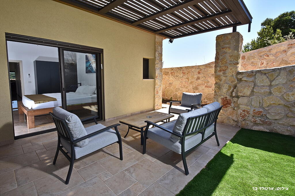 אחוזת ערמונים צפון  26  נופש - וי פור ויקיישן - V for Vacation