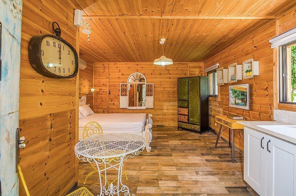 ארטמיס מרכז  20  נופש - וי פור ויקיישן - V for Vacation