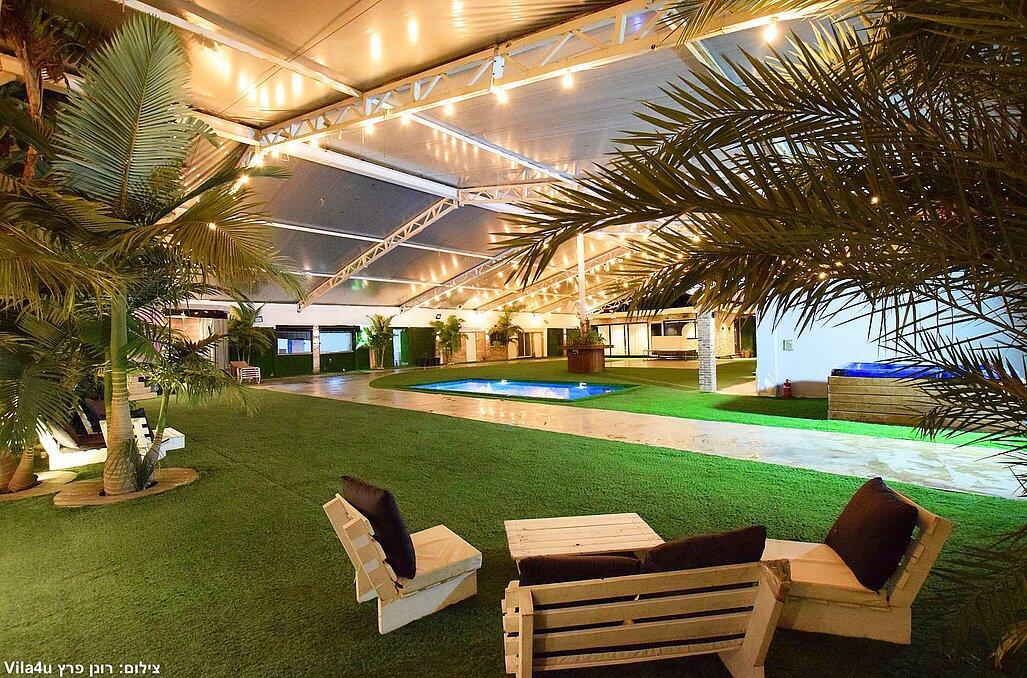 בית האצילים איוונטס מרכז  4  נופש - וי פור ויקיישן - V for Vacation