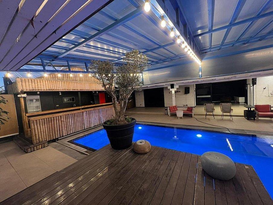 אחוזת וילוקס - Vilux מרכז  11  נופש - וי פור ויקיישן - V for Vacation