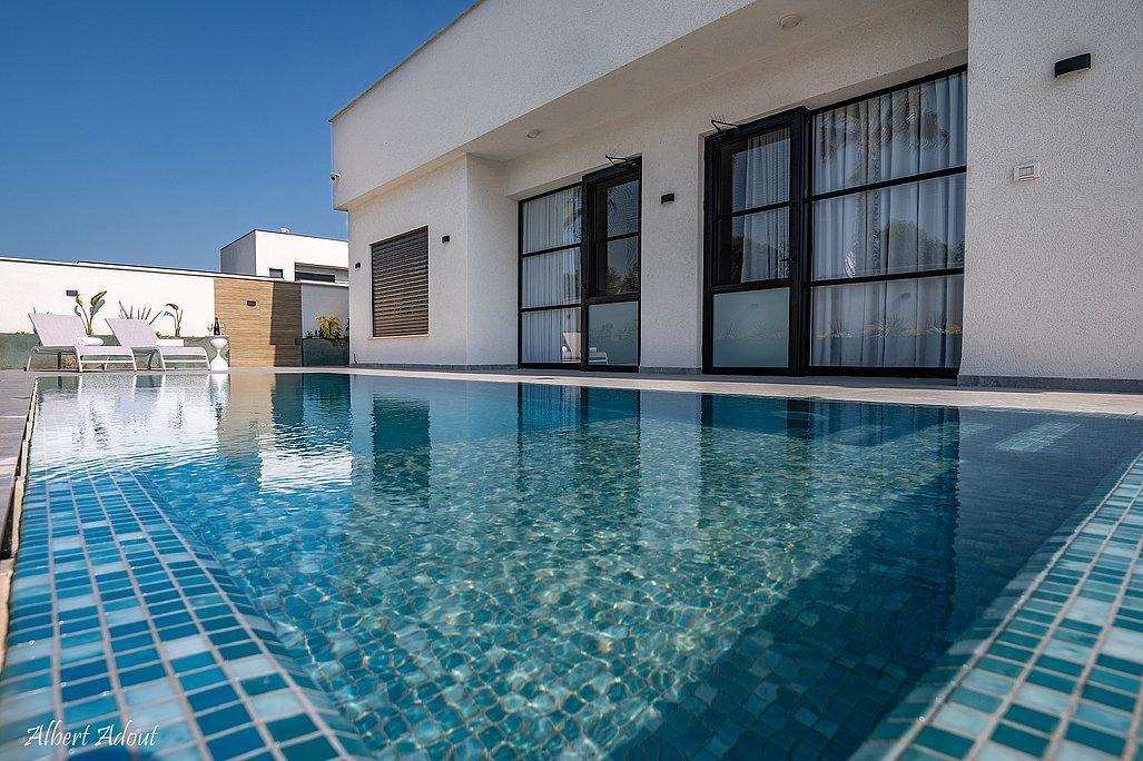 וילה סבן דרים צפון  33  נופש - וי פור ויקיישן - V for Vacation