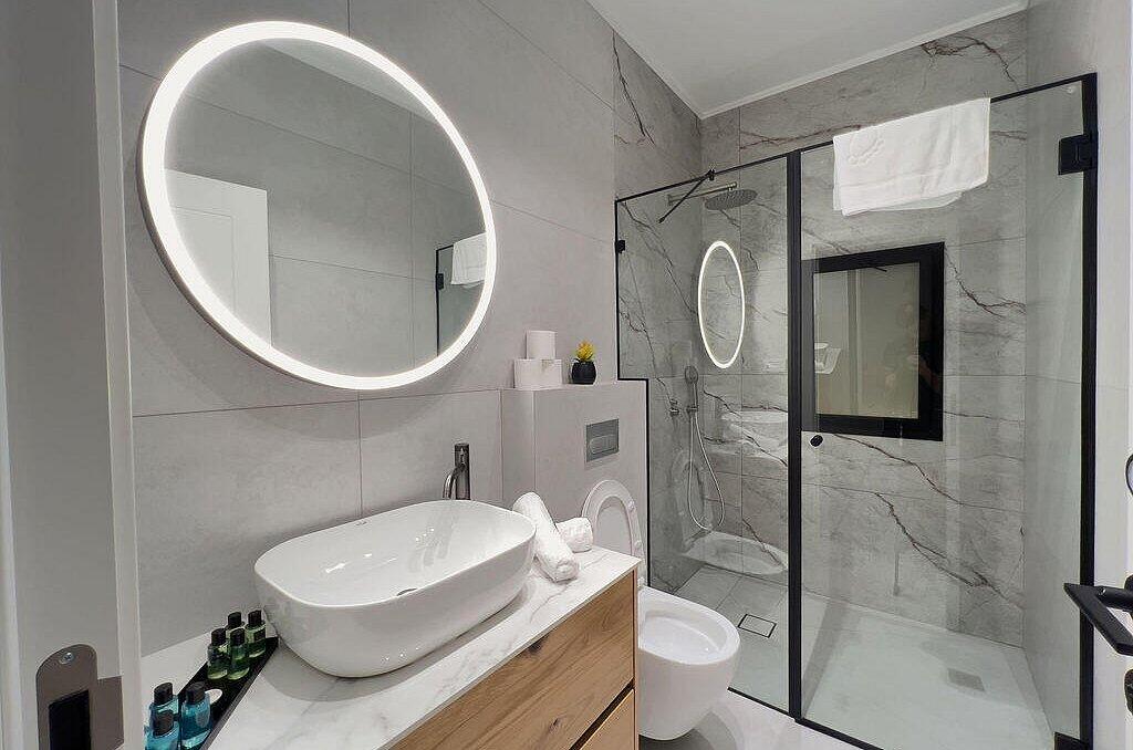 וילה דיזאייר בוטיק צפון  21  נופש - וי פור ויקיישן - V for Vacation