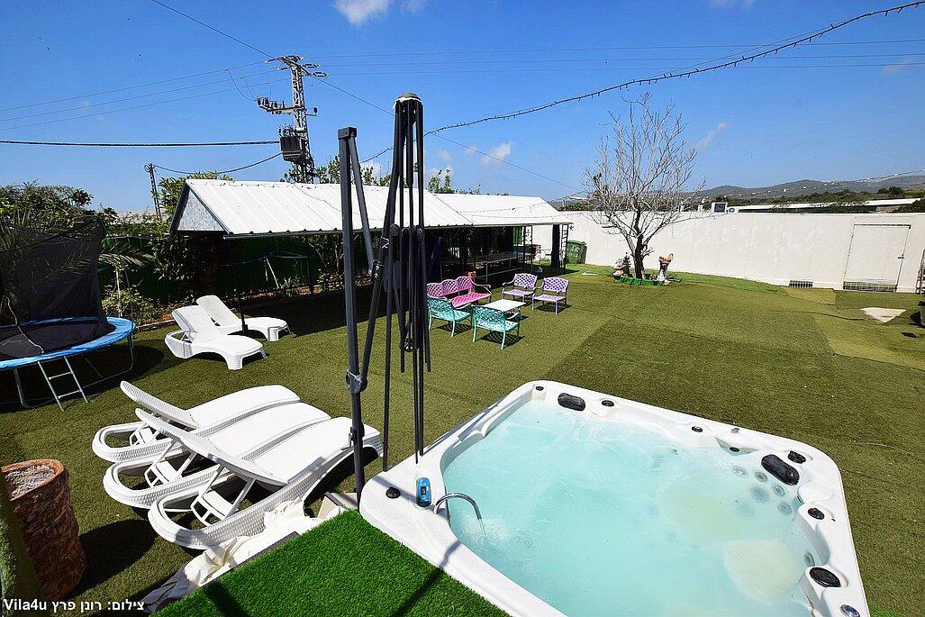 אחוזת אלונים ירכא צפון  18  נופש - וי פור ויקיישן - V for Vacation