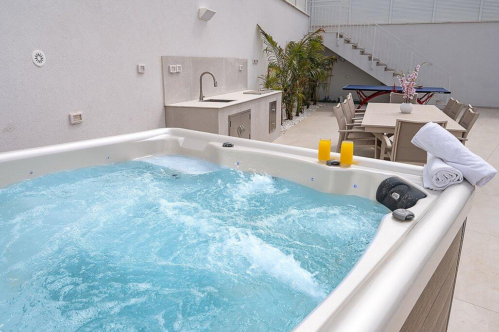 וילה ג'קסון - jack-son צפון  4  נופש - וי פור ויקיישן - V for Vacation