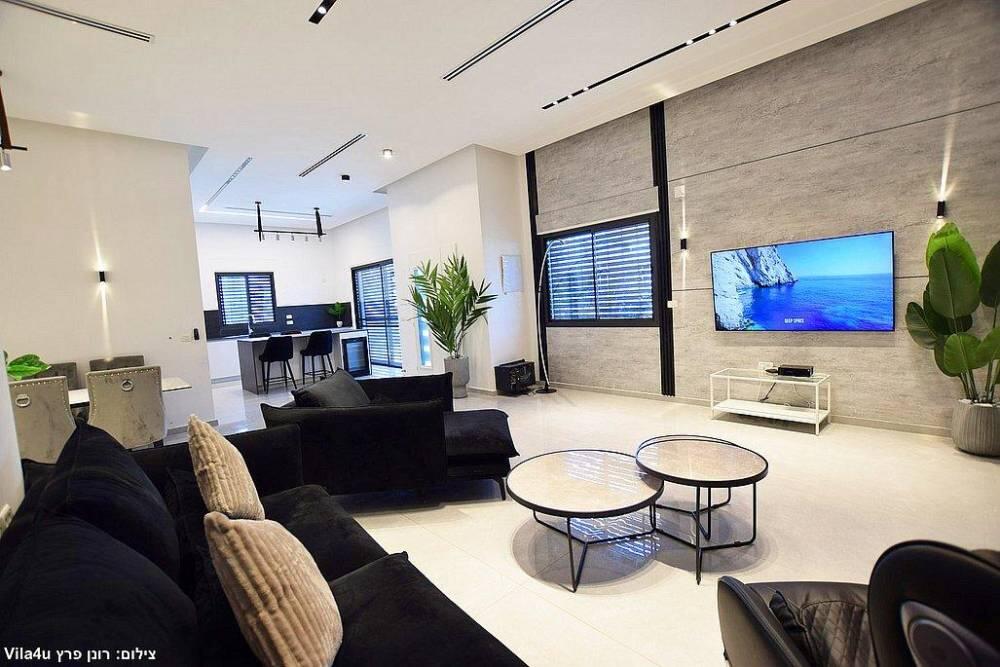 אחוזת ליבי צפון  19  נופש - וי פור ויקיישן - V for Vacation