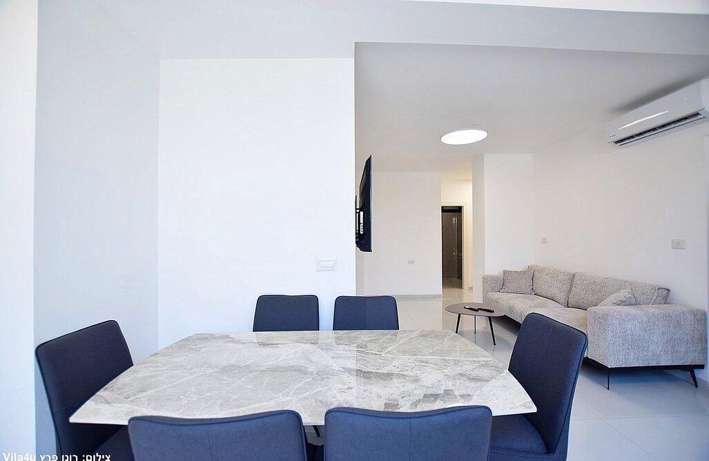 וילה עץ האילן מרכז  11  נופש - וי פור ויקיישן - V for Vacation