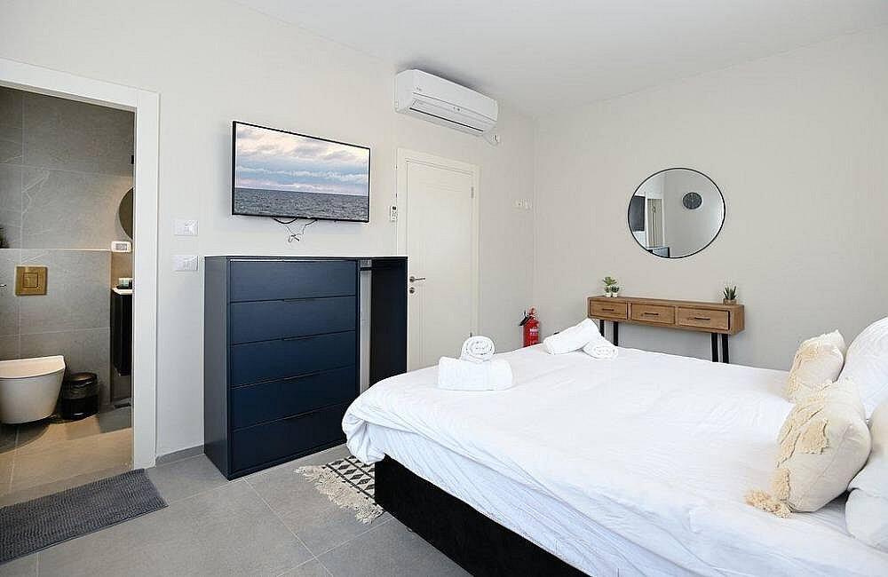 וילה לארבל - Villa LaArbel צפון  12  נופש - וי פור ויקיישן - V for Vacation