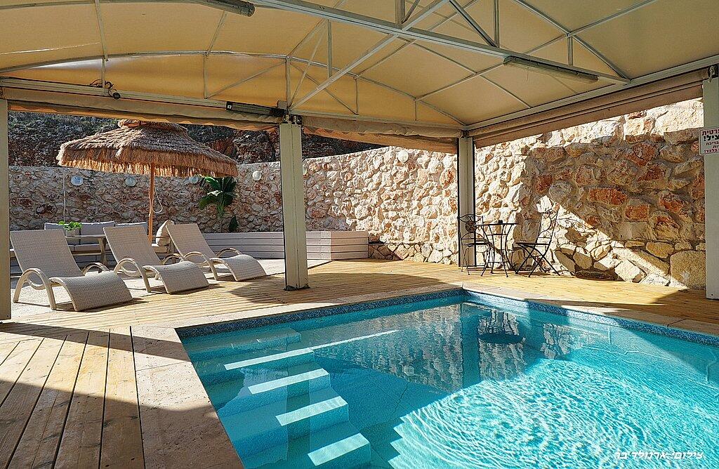 וילה קאלי צפון  6  נופש - וי פור ויקיישן - V for Vacation