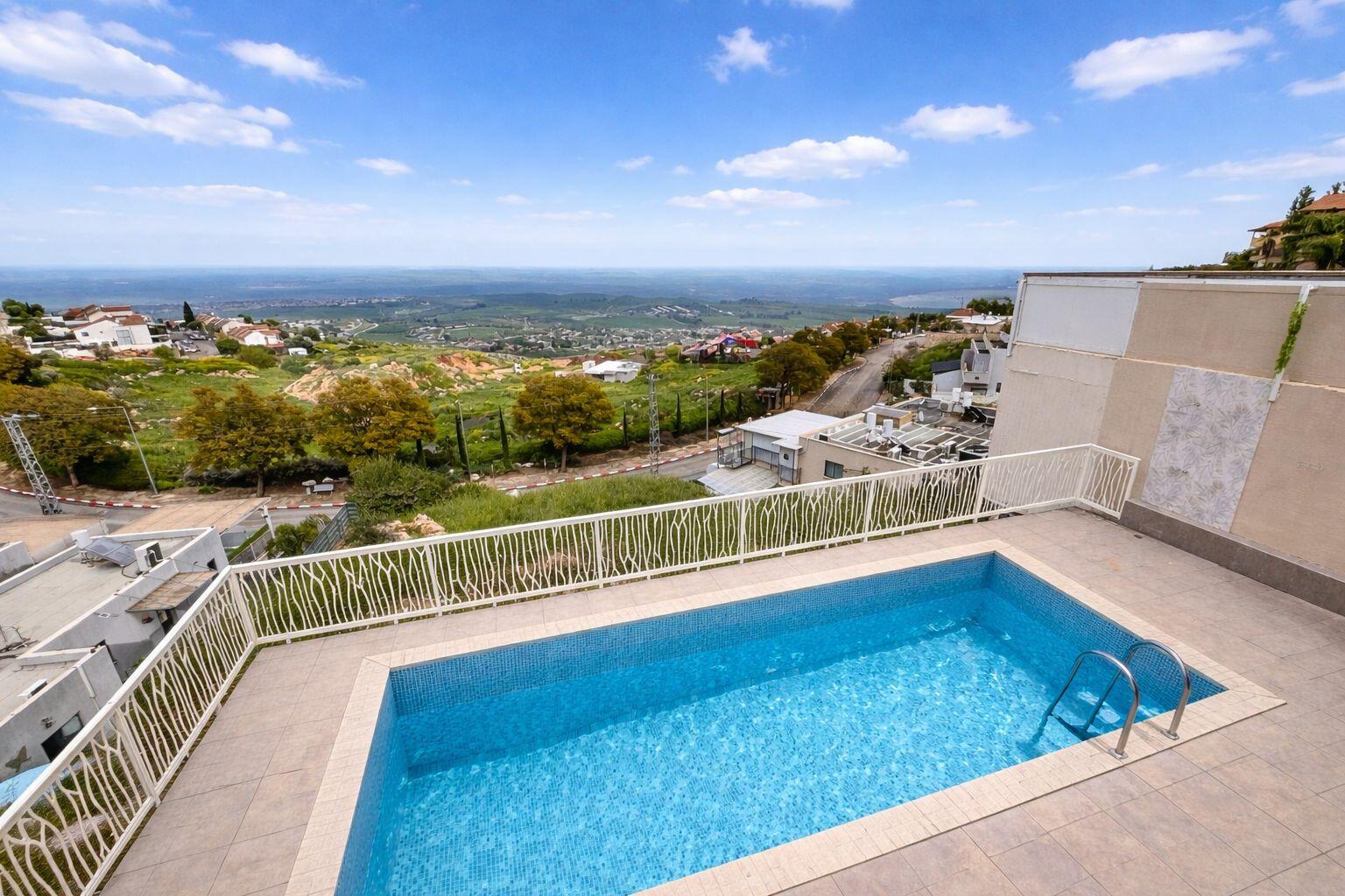 וילה סאן לייט - Sun Light צפון  1  נופש - וי פור ויקיישן - V for Vacation