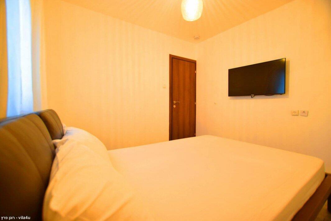 טוקה צימר מרכז  8  נופש - וי פור ויקיישן - V for Vacation