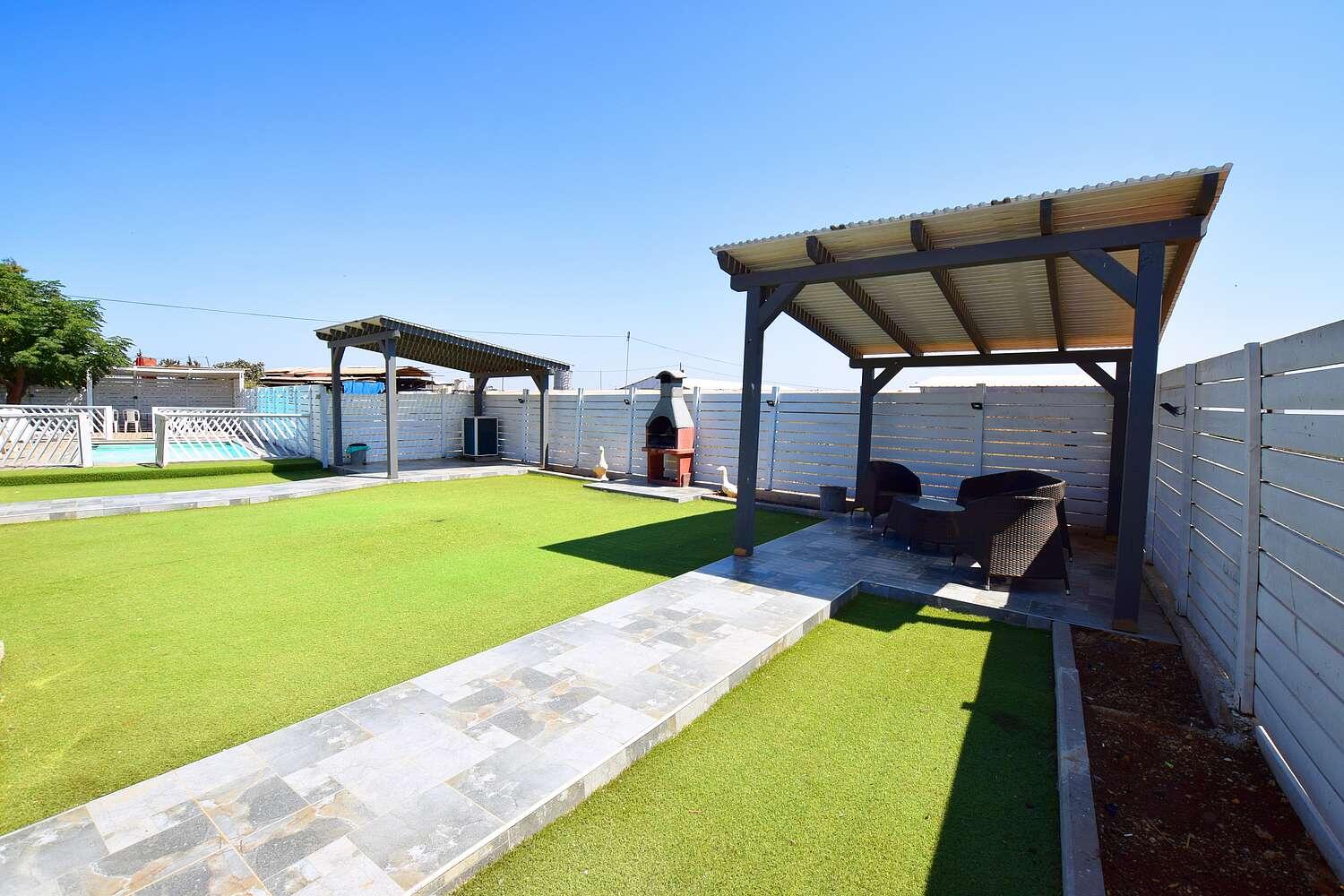 קסם באופק צפון  17  נופש - וי פור ויקיישן - V for Vacation