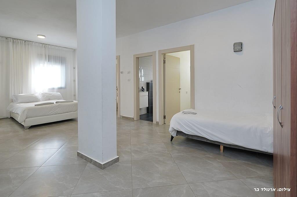 וילה דקל כחול צפון  35  נופש - וי פור ויקיישן - V for Vacation