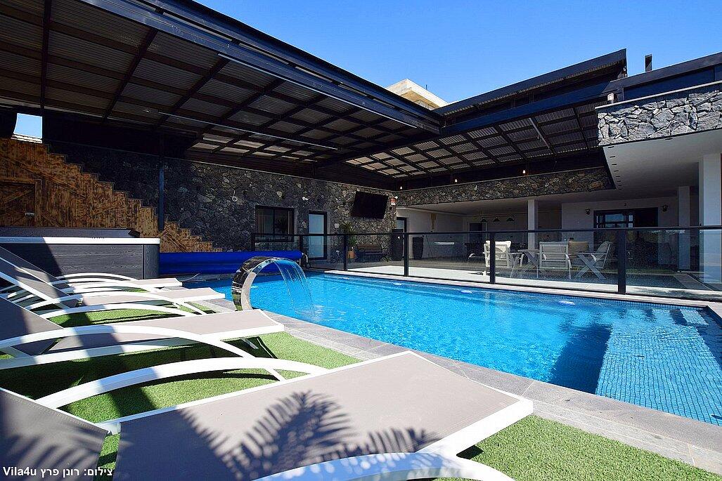 וילה איידר ויליג' צפון  35  נופש - וי פור ויקיישן - V for Vacation