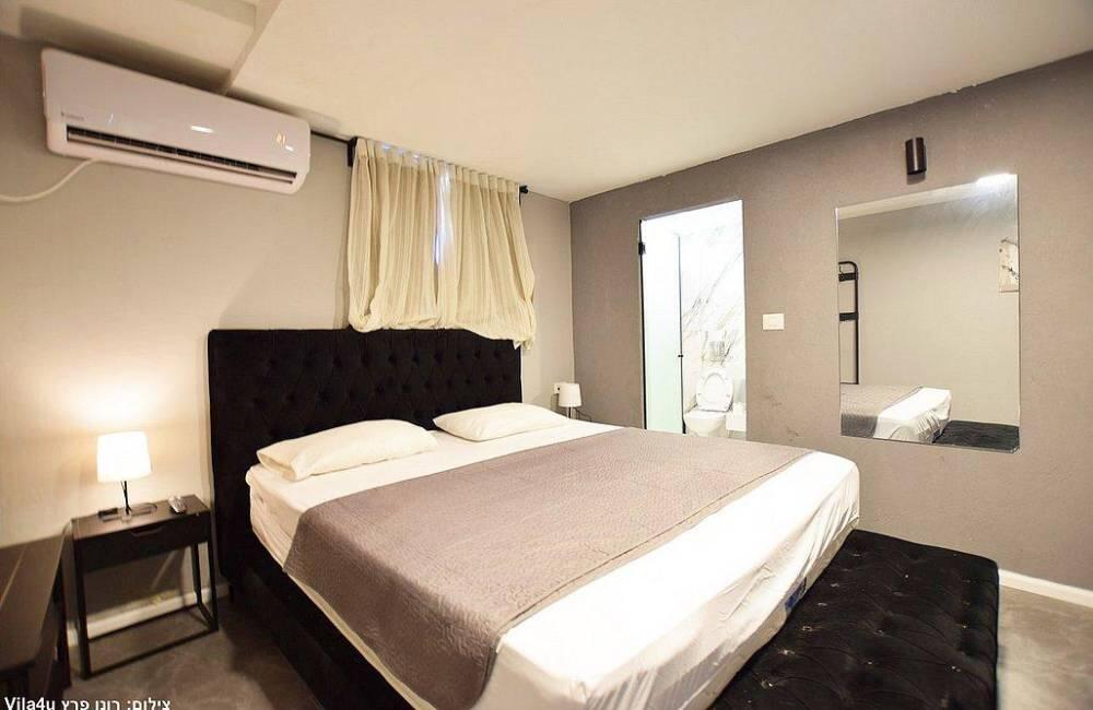 וויליג בר איוונטס מרכז  28  נופש - וי פור ויקיישן - V for Vacation