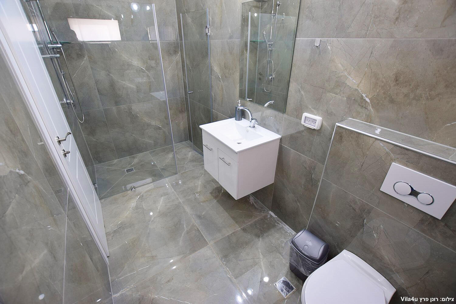 וילה נופש מול כנרת צפון  12  נופש - וי פור ויקיישן - V for Vacation