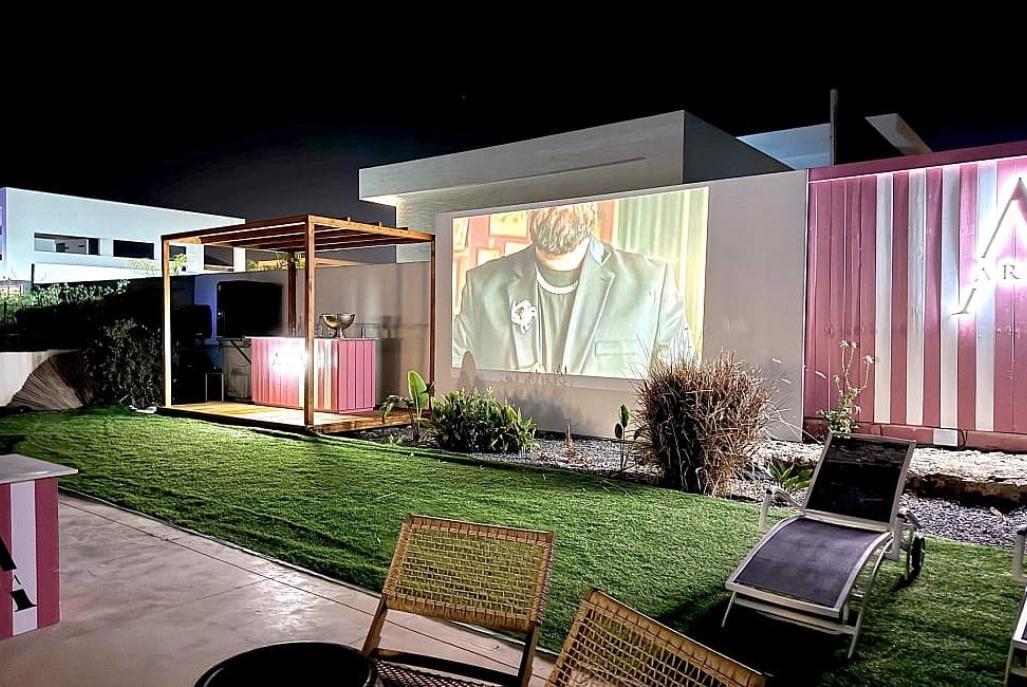 וילה אריאה בלו בוטיק צפון  34  נופש - וי פור ויקיישן - V for Vacation