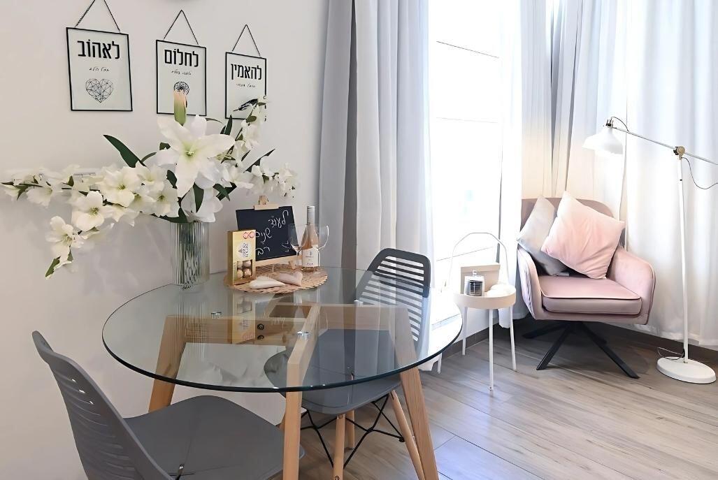 Peak Boutique Suites - סוויטות פיק צפון  20  נופש - וי פור ויקיישן - V for Vacation