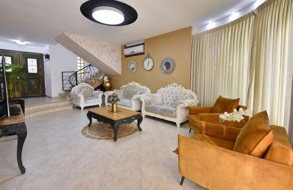 וילה קסטלו צפון  9  נופש - וי פור ויקיישן - V for Vacation