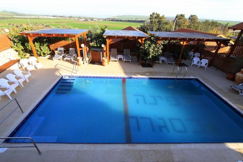 פינה בסג'רה צפון  22  נופש - וי פור ויקיישן - V for Vacation