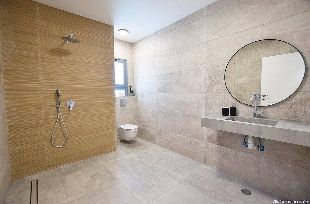 אחוזת לי ריזורט מרכז  9  נופש - וי פור ויקיישן - V for Vacation