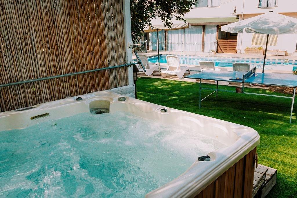 וילה פרובנס צפון  6  נופש - וי פור ויקיישן - V for Vacation