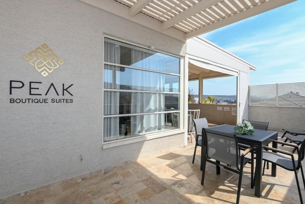 Peak Boutique Suites - סוויטות פיק צפון  3  נופש - וי פור ויקיישן - V for Vacation