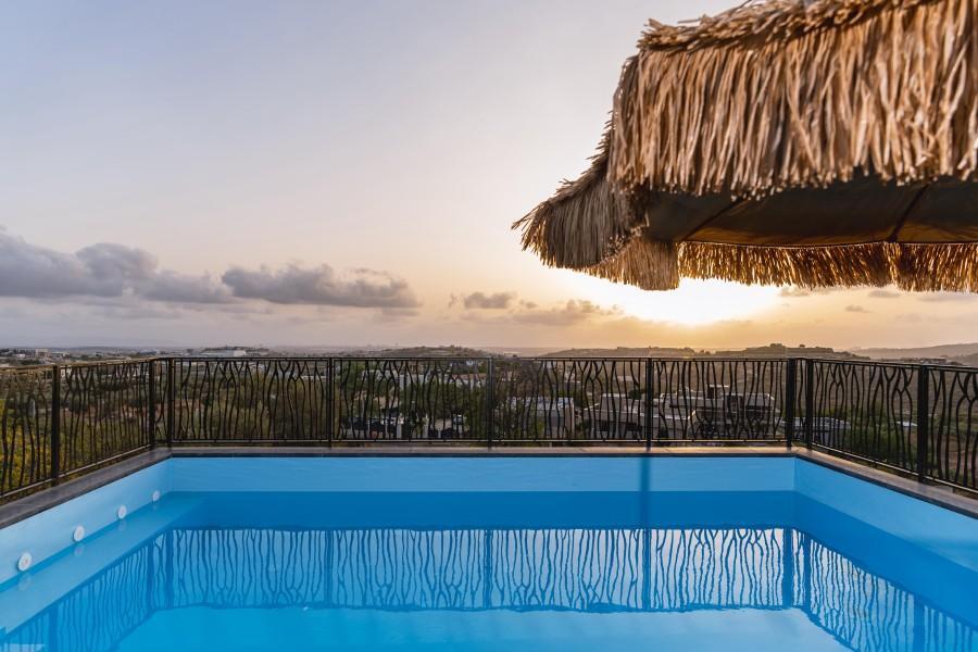 סוויטות על הפסגה צפון  1  נופש - וי פור ויקיישן - V for Vacation