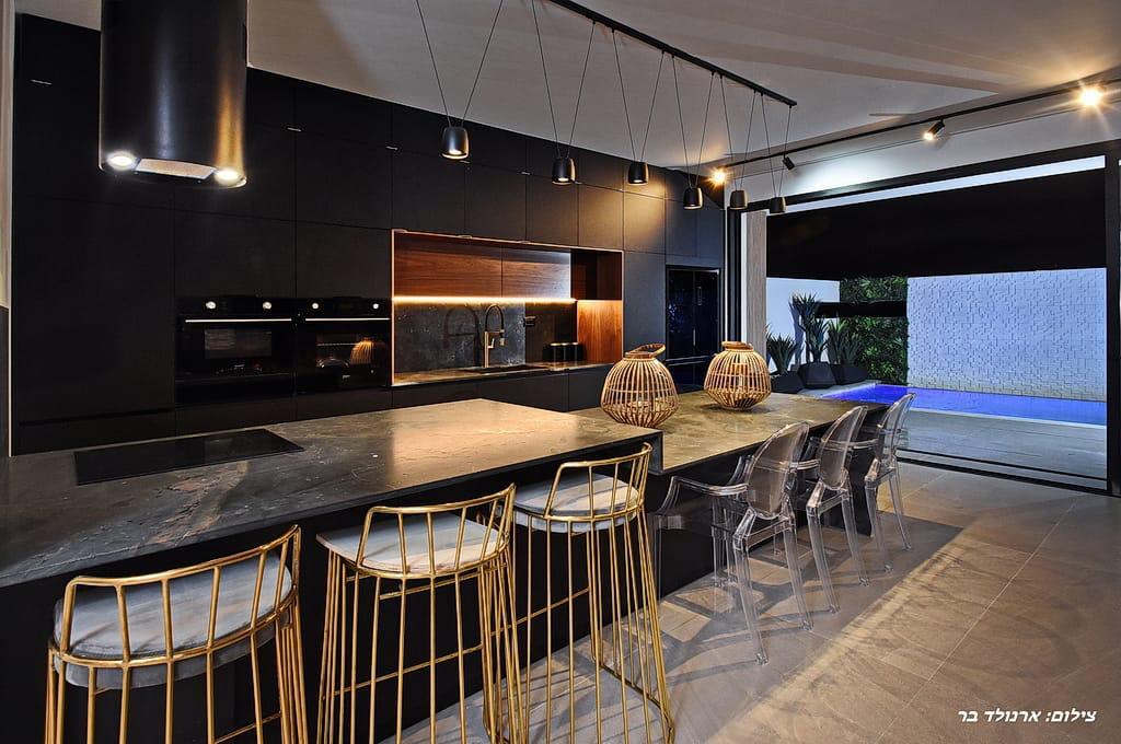 M בוטיק צפון  5  נופש - וי פור ויקיישן - V for Vacation