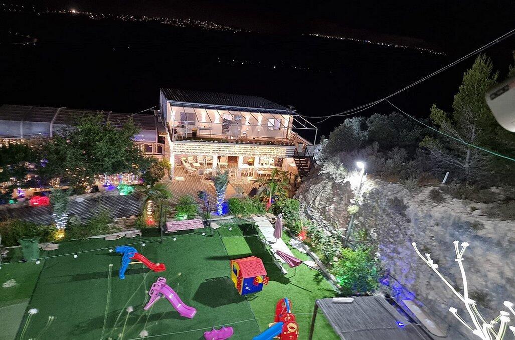 וילה הורייזן צפון  17  נופש - וי פור ויקיישן - V for Vacation