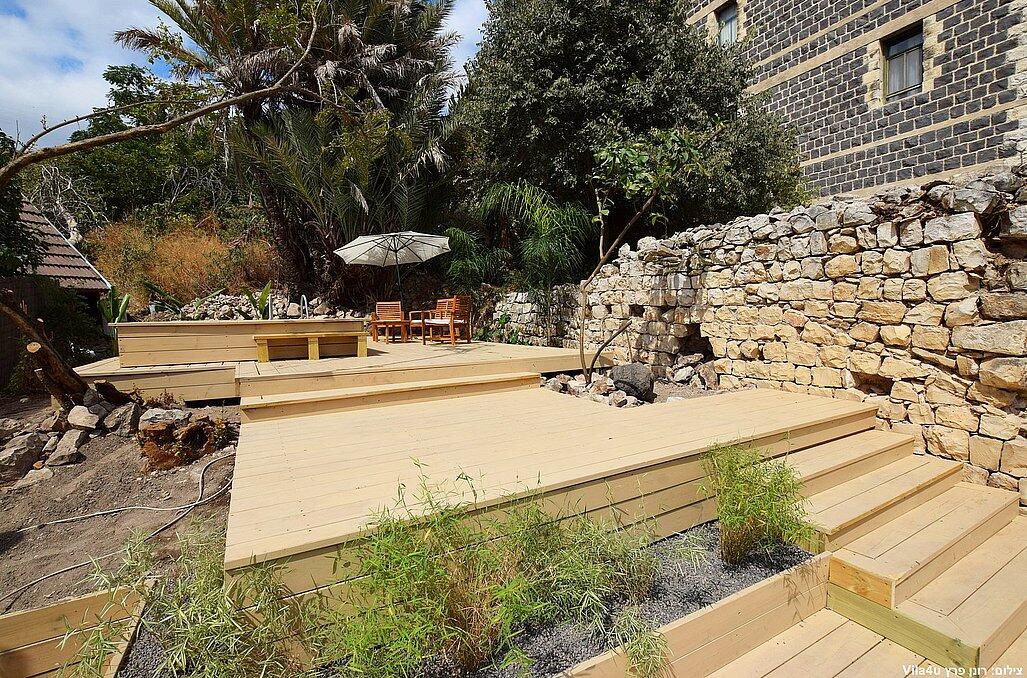בלו סטון - Blue Stone - ראש פינה צפון  15  נופש - וי פור ויקיישן - V for Vacation