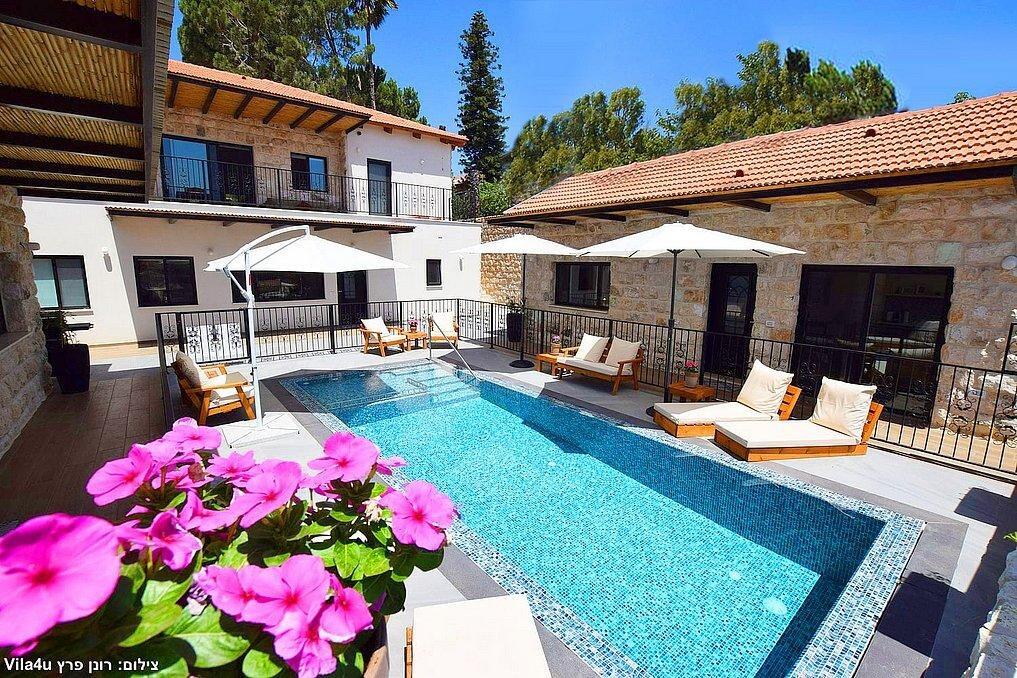 הוד ראשונים צפון  3  נופש - וי פור ויקיישן - V for Vacation