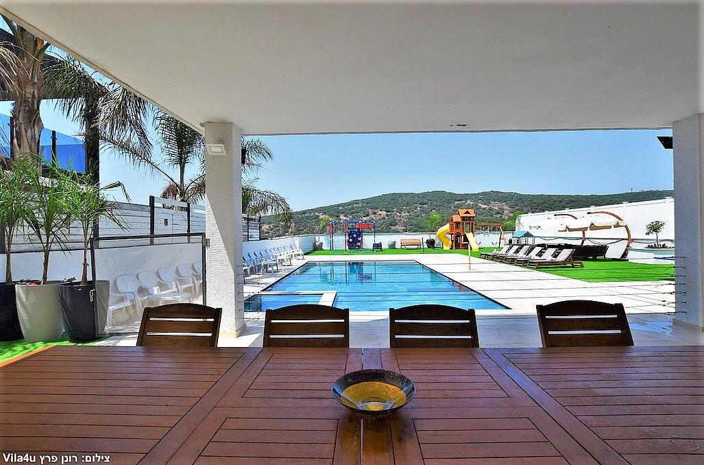 וילה גרנד רויאל פמילי צפון  28  נופש - וי פור ויקיישן - V for Vacation