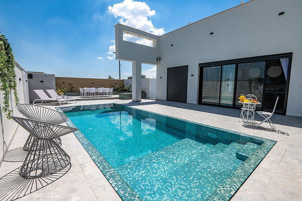 וילה סבן דרים צפון  12  נופש - וי פור ויקיישן - V for Vacation