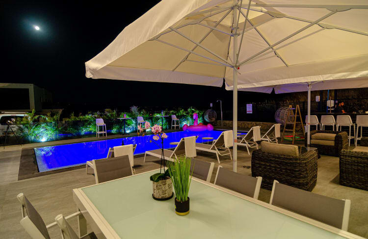 וילה אלה כנרת צפון  18  נופש - וי פור ויקיישן - V for Vacation