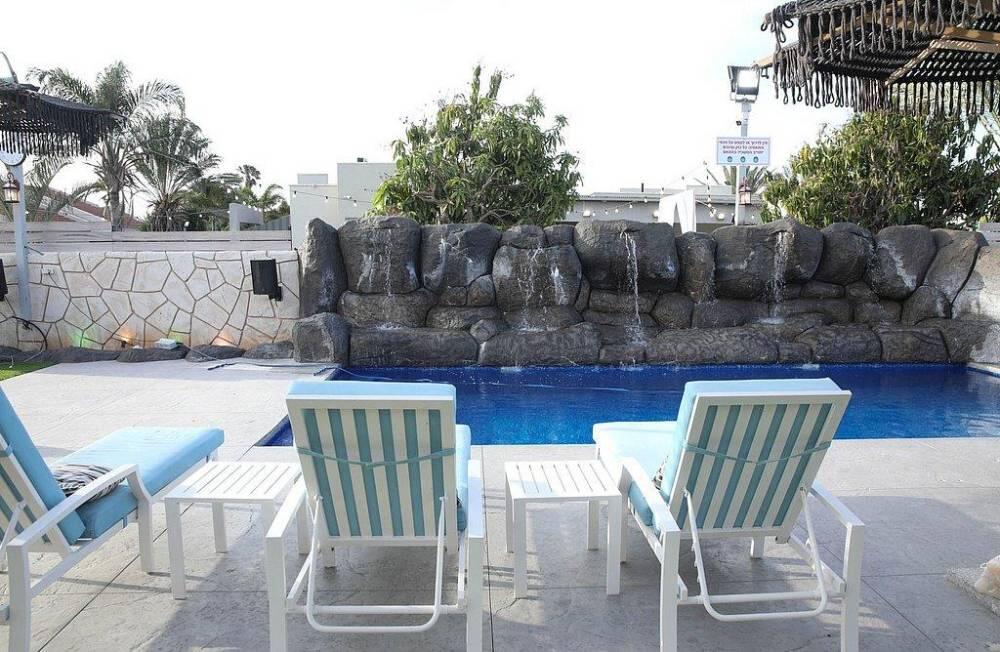 אחוזת רפאל גארדן מרכז  24  נופש - וי פור ויקיישן - V for Vacation